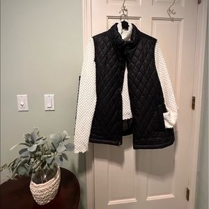 Time and Tru Womens stand collar light weight puffer vest